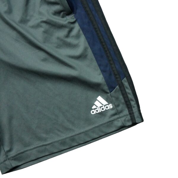 Short de Sport homme gris Adidas QWE3431