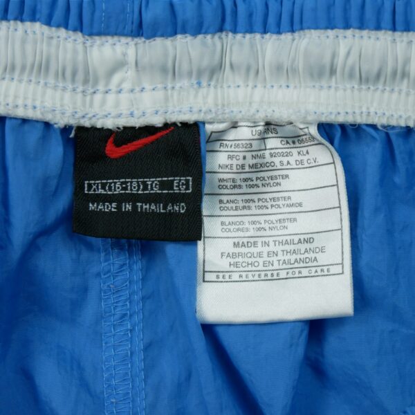 Short de Sport enfant bleu clair Nike QWE1647