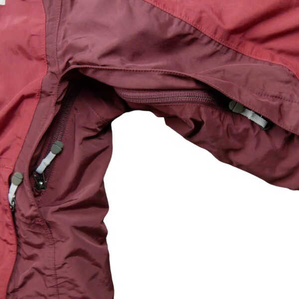 Blouson femme manches longues rouge The North Face Col Montant QWE1193